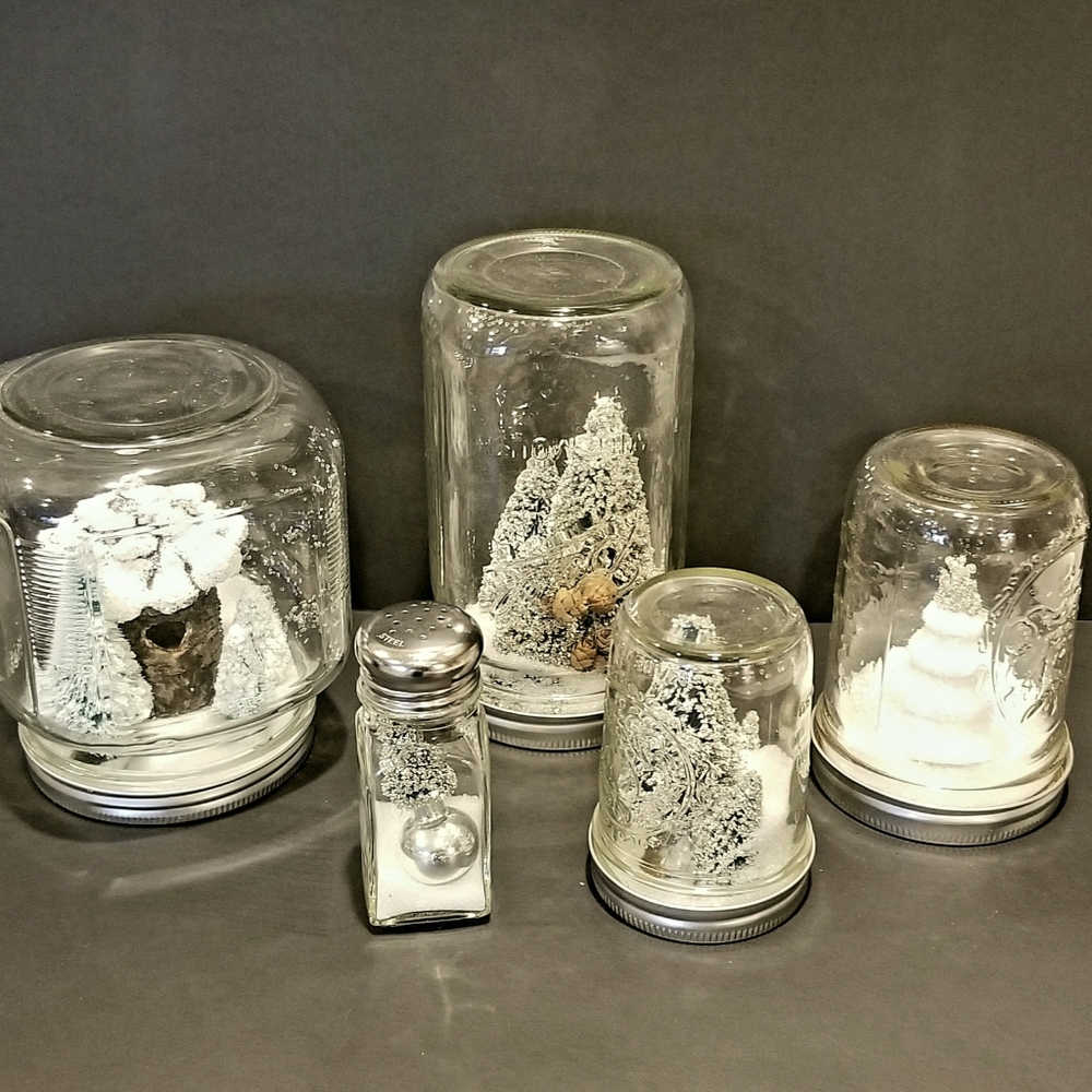 Anthropologie Five-Piece Holiday Winter Snow Globe Decor